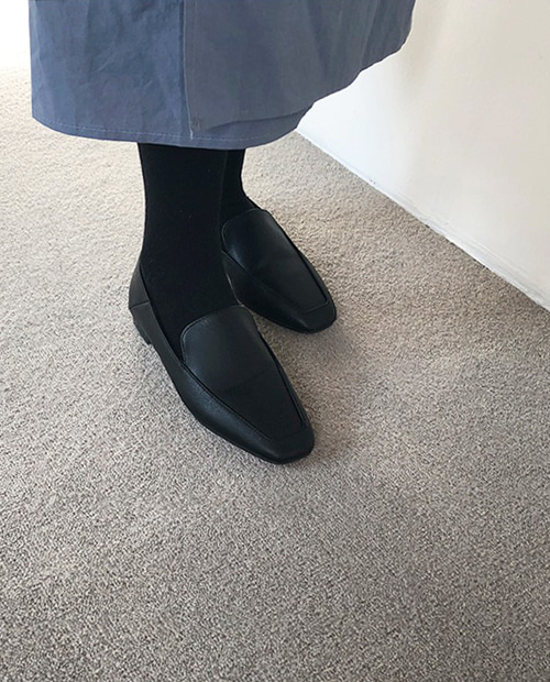 simple mett loafer shoes