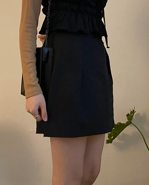 scale linen mini skirt : black