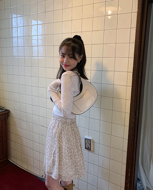 ann chiffon mini skirt : white