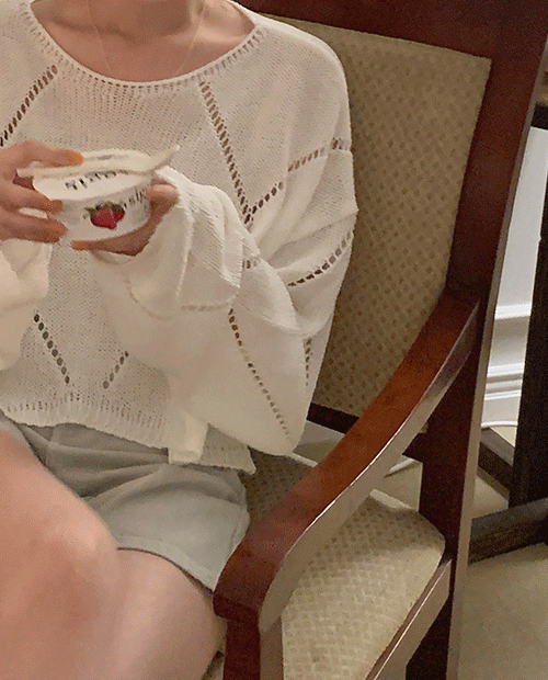 uni loose knit top : white