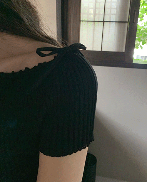 honey knit top / 2color (입고지연)